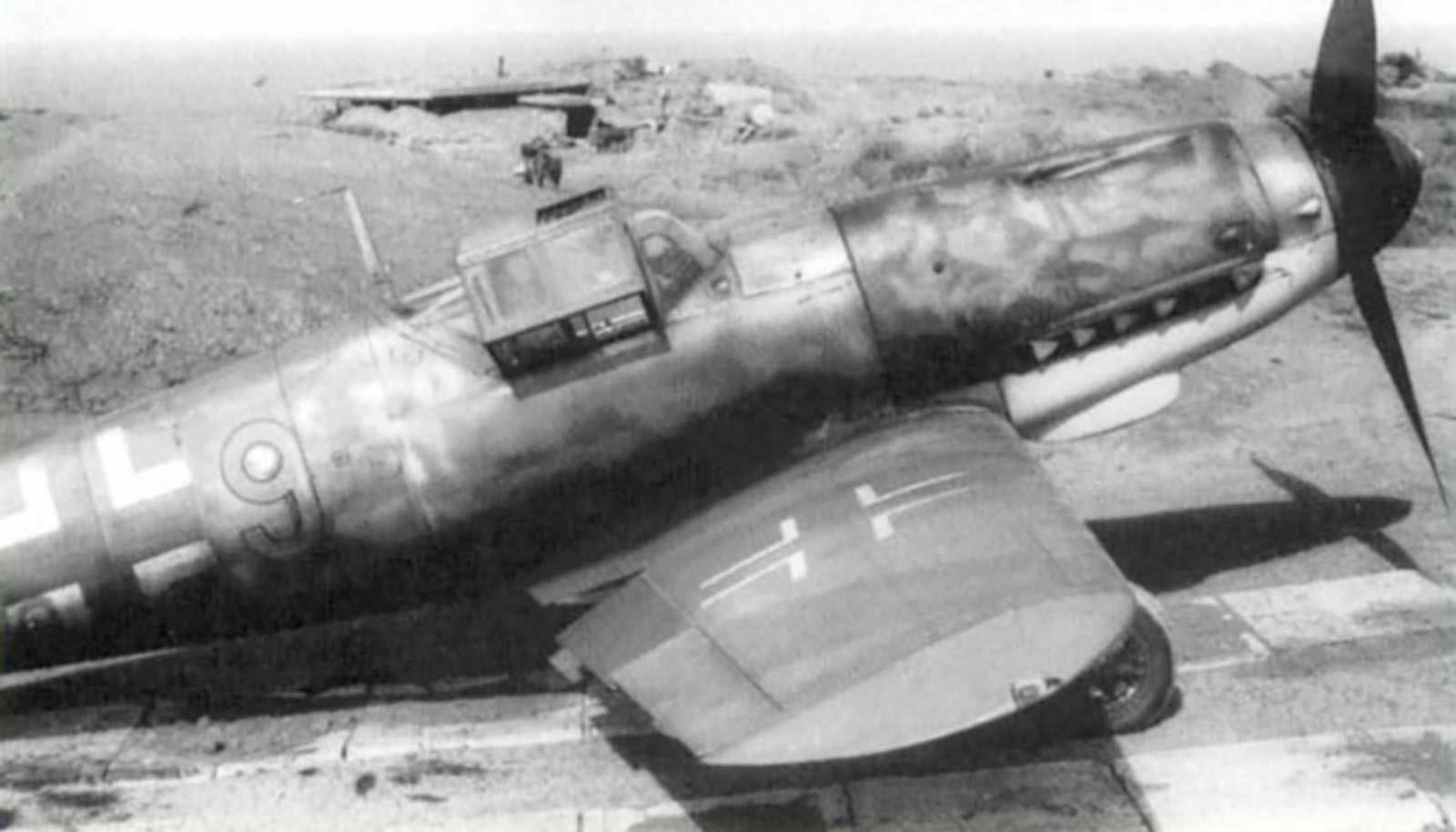 Messerschmitt-Bf-109G4-13_JG52Slow-Y9--J