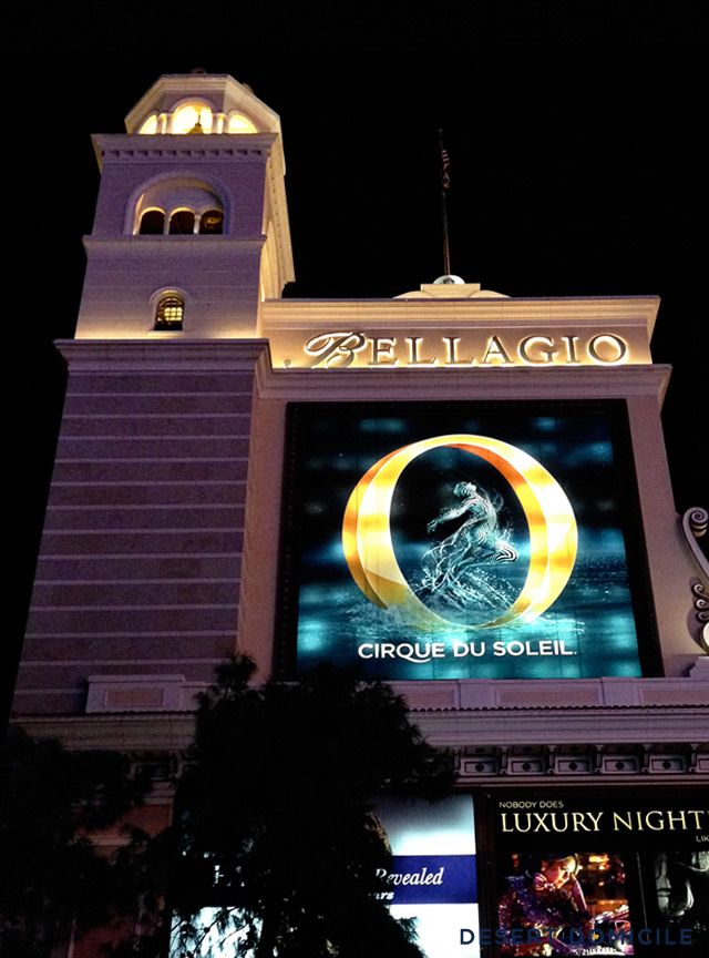 Bellagio sign at night