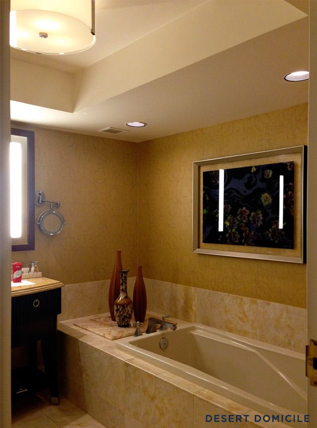 Bellagio resort room bathtub