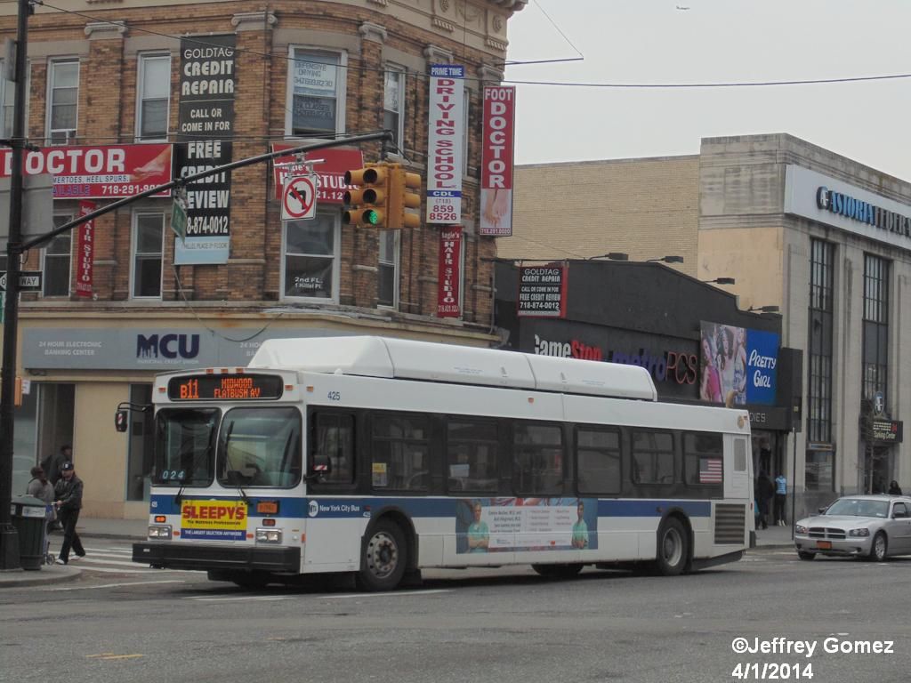 MTANewYorkCityBusNewFlyerC40LF425.jpg