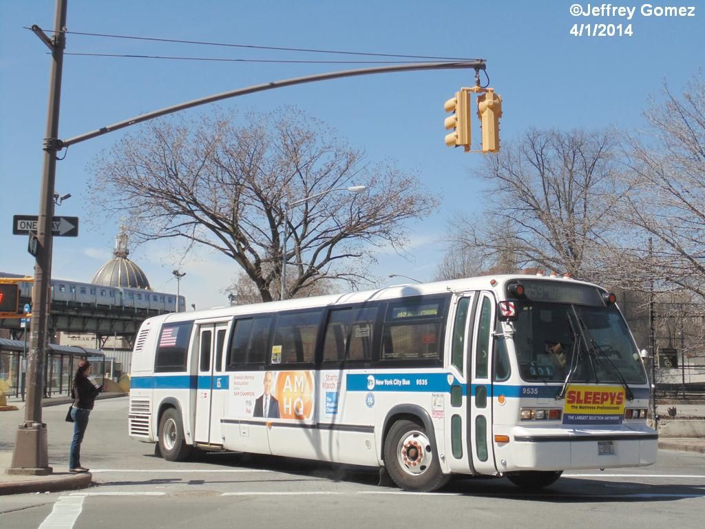 MTANewYorkCityBusNovaBUSRTS9535.jpg