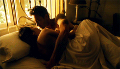 photo tumblr_mba1o0JZ2O1rhxvako7_250.gif